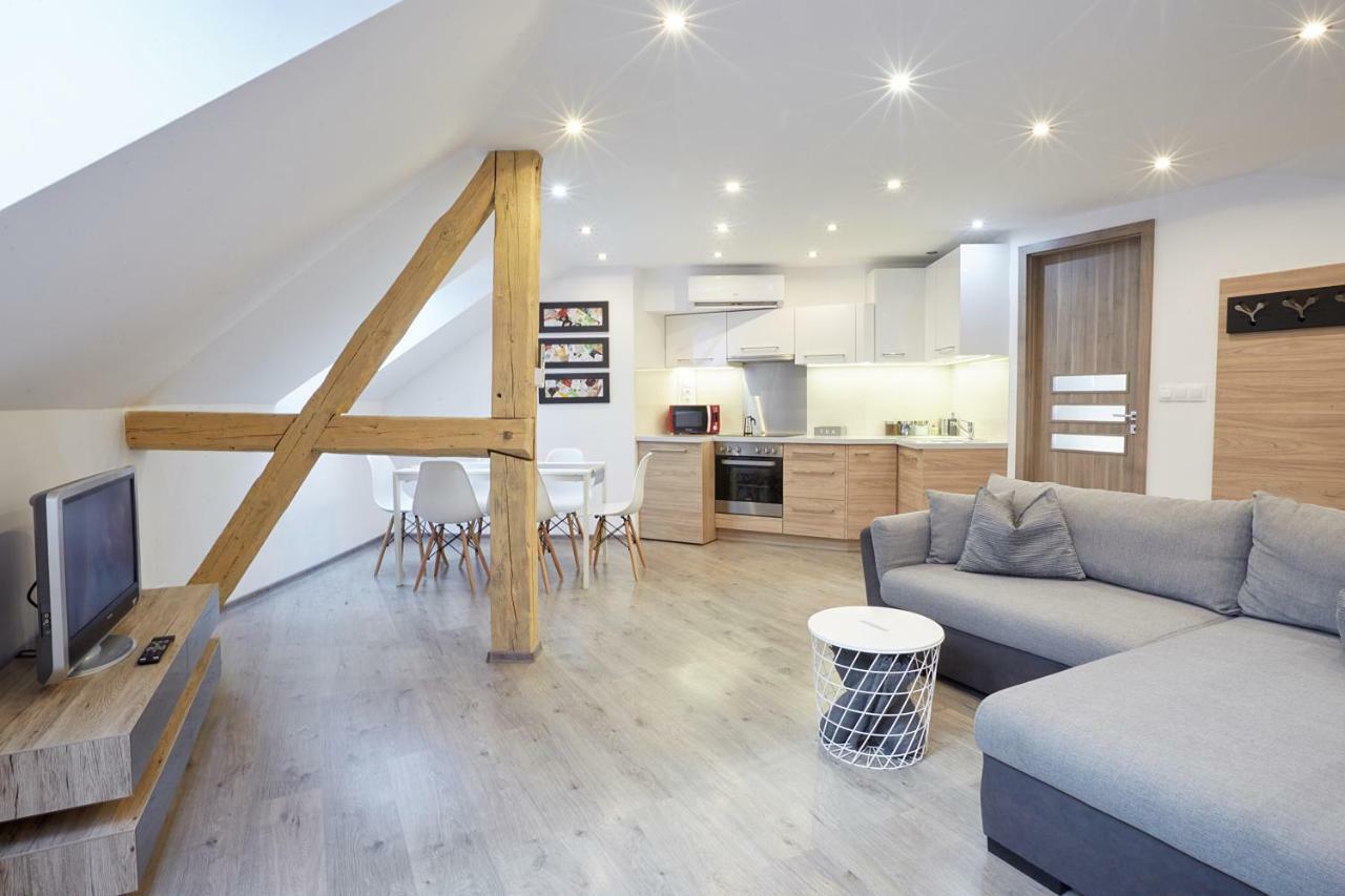 Foter Apartman วิลานี ภายนอก รูปภาพ